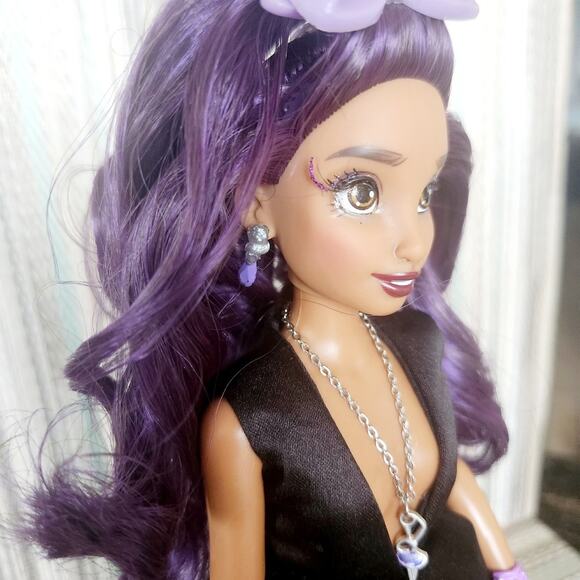 Ooak Disney ily forever Yasmin doll barbie siye in tailored satin gown - Picture 11 of 12